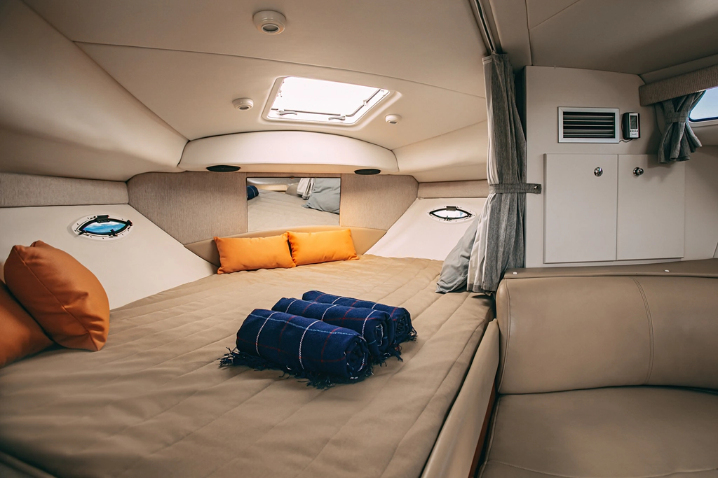 Катер Bayliner 305 «Дыхание ветра»